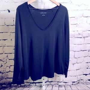 Universal Standard V neck